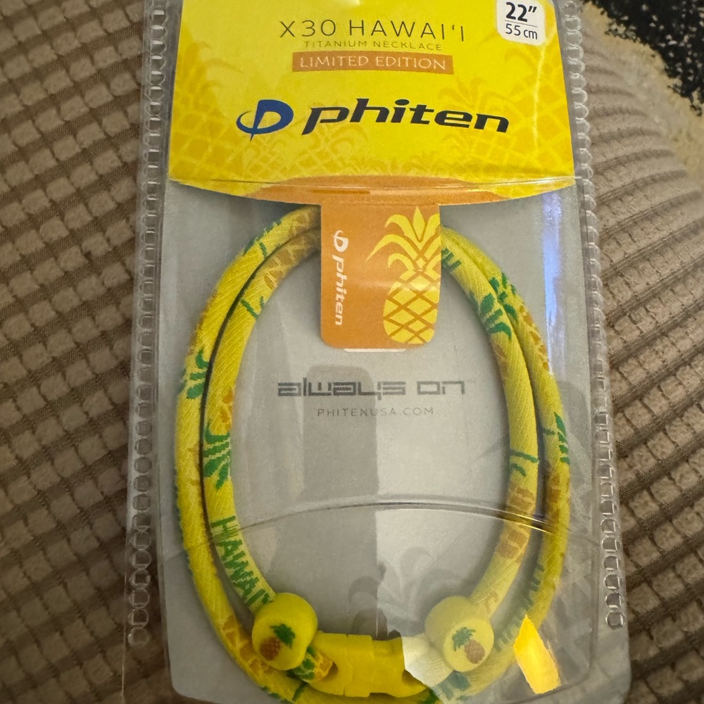 NEW Phiten Limited Edition Hawaii titanium pineapple NECKLACE